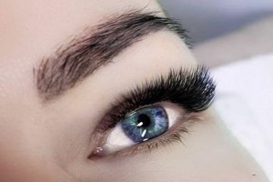 Karisma Beauty Studio - Salon Extensii Gene Pitesti