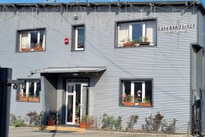 Cafe Bar Select